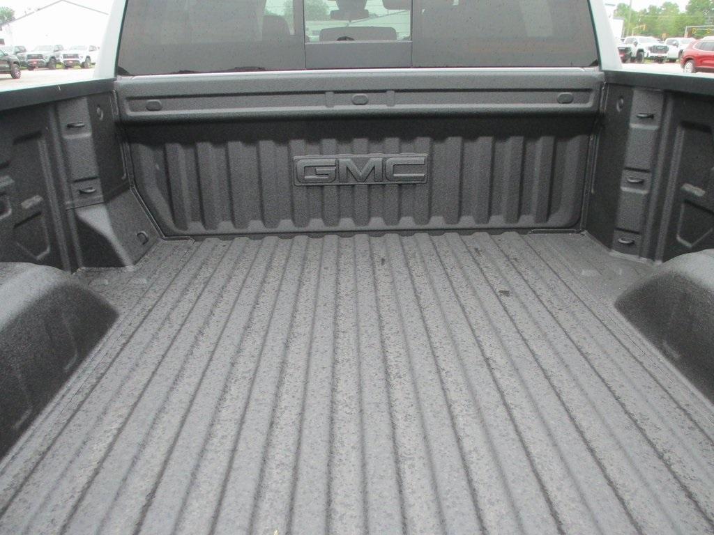 new 2025 GMC Sierra 1500 car, priced at $59,377