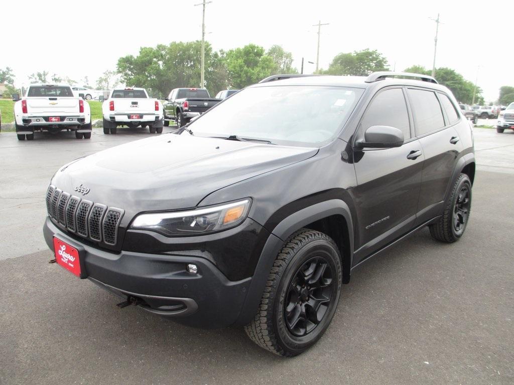used 2019 Jeep Cherokee car, priced at $20,995