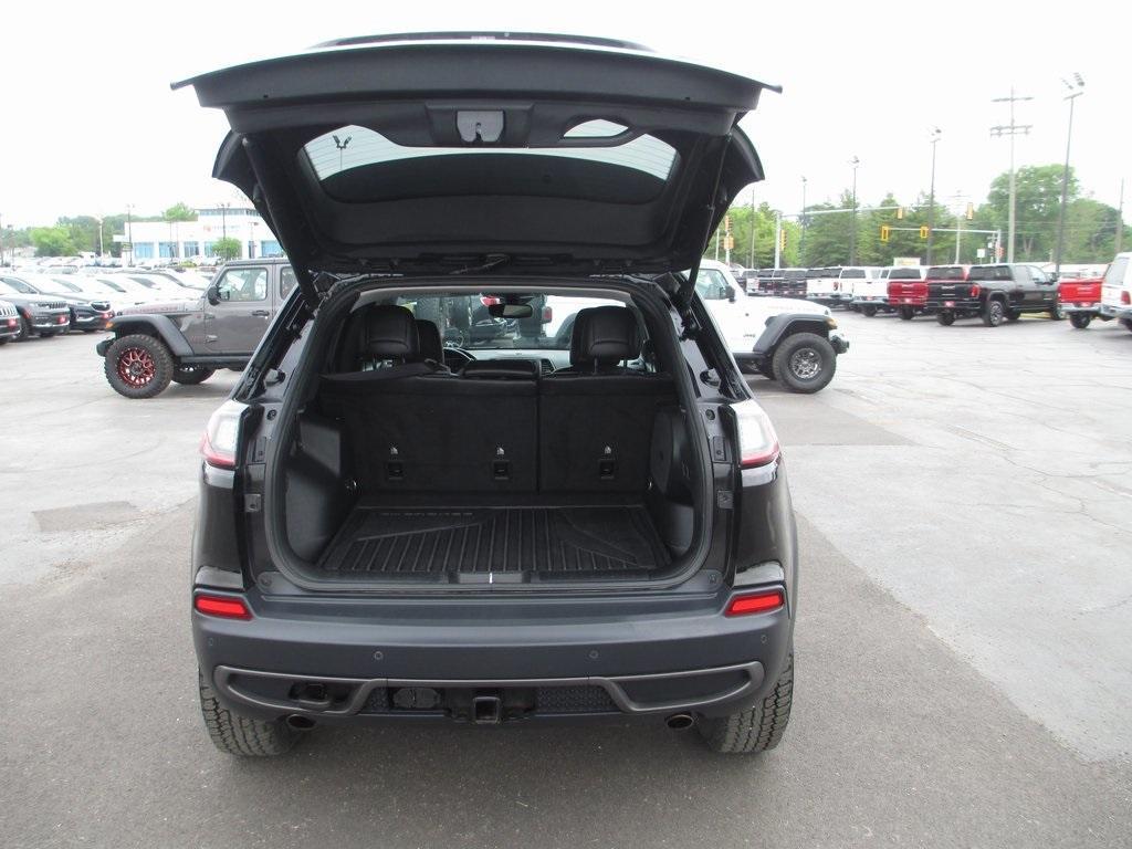 used 2019 Jeep Cherokee car, priced at $20,995