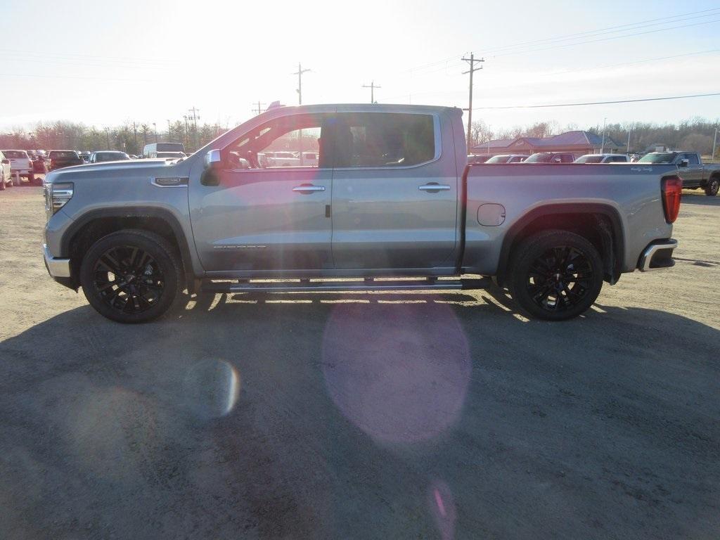 new 2025 GMC Sierra 1500 car, priced at $61,532