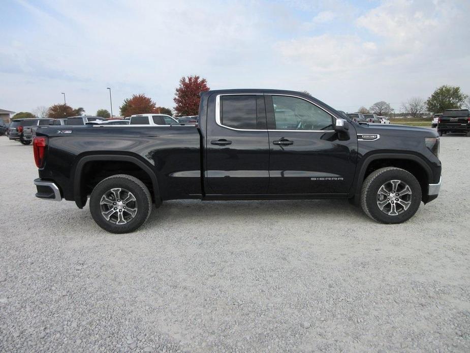 new 2025 GMC Sierra 1500 car, priced at $51,076