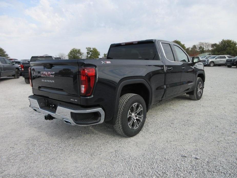 new 2025 GMC Sierra 1500 car, priced at $51,076