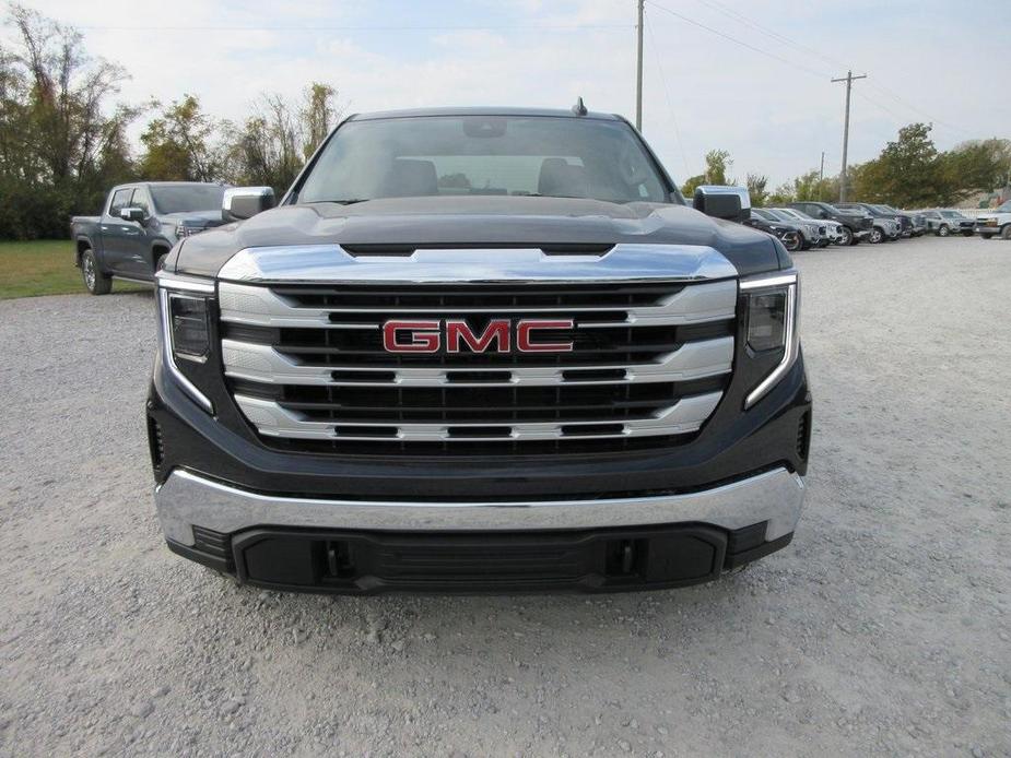 new 2025 GMC Sierra 1500 car, priced at $51,076