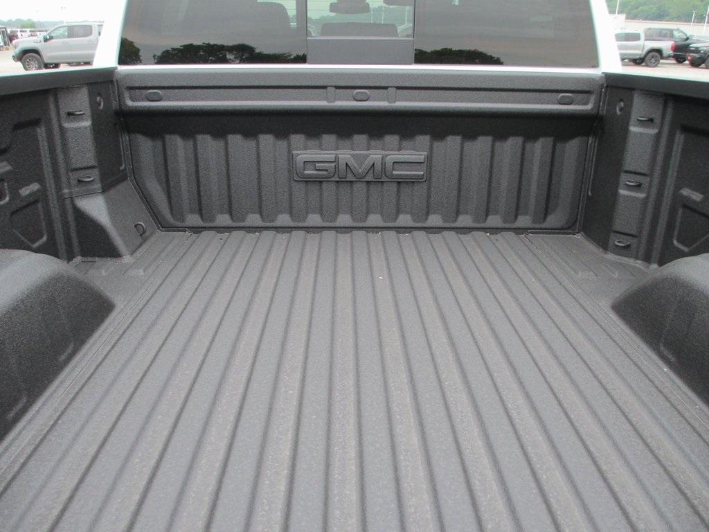 new 2025 GMC Sierra 1500 car, priced at $64,157