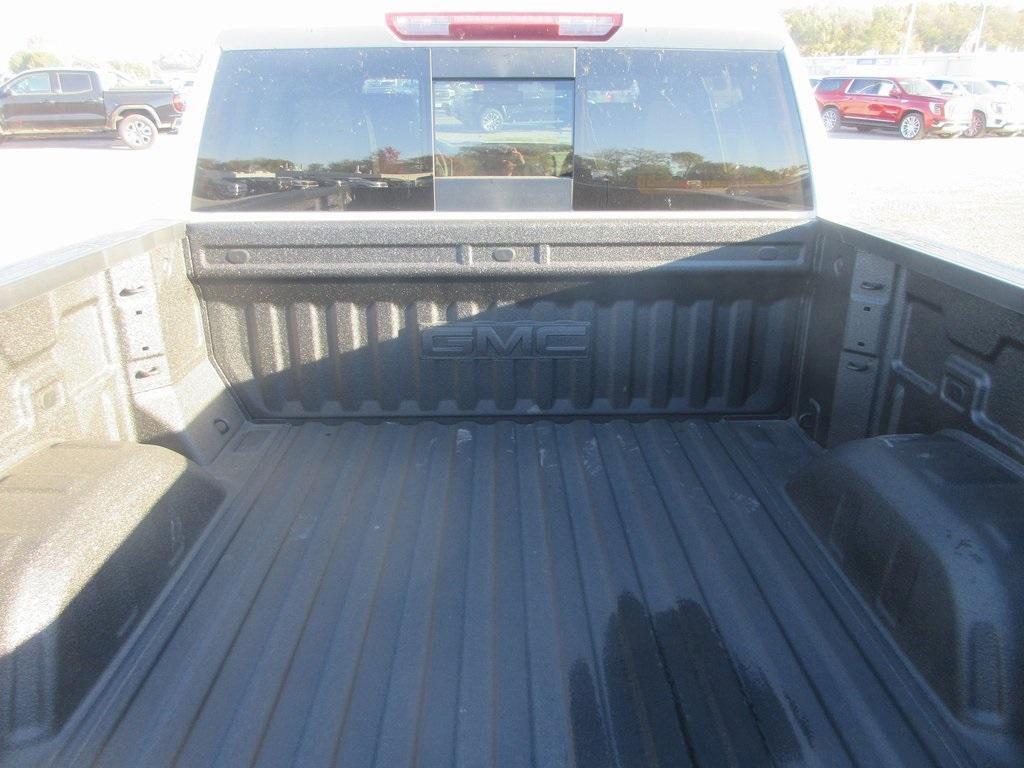 new 2026 GMC Sierra 1500 car, priced at $55,224