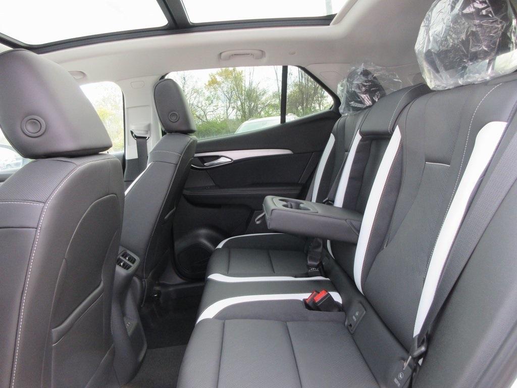 new 2025 Buick Envision car, priced at $40,336