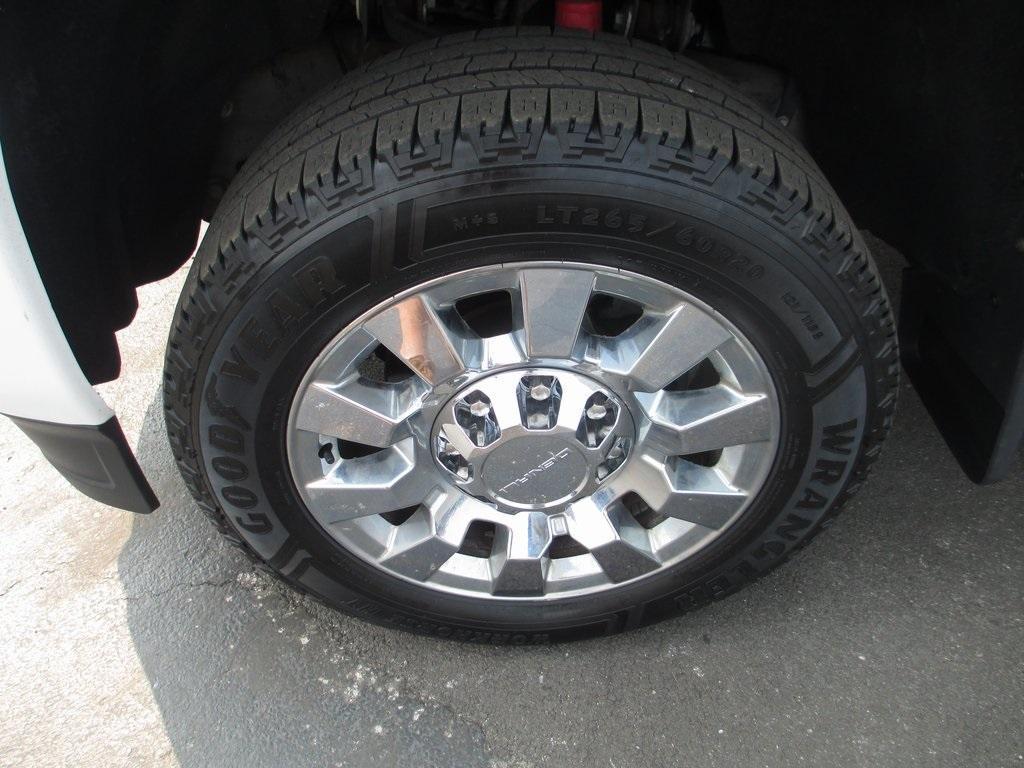 used 2017 GMC Sierra 2500 car, priced at $35,995