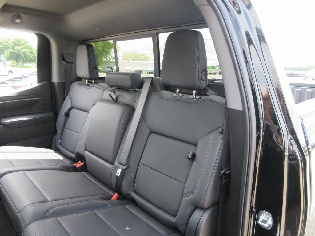 new 2025 GMC Sierra 1500 car, priced at $63,032