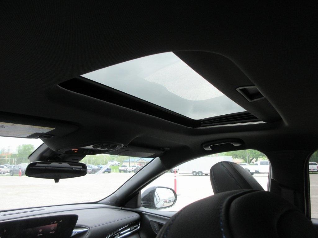 new 2025 Buick Envista car, priced at $29,267