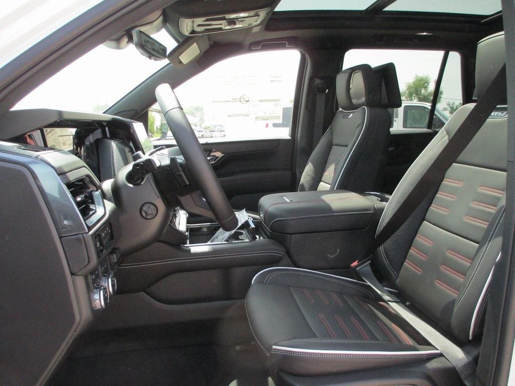 new 2025 GMC Yukon car, priced at $95,915