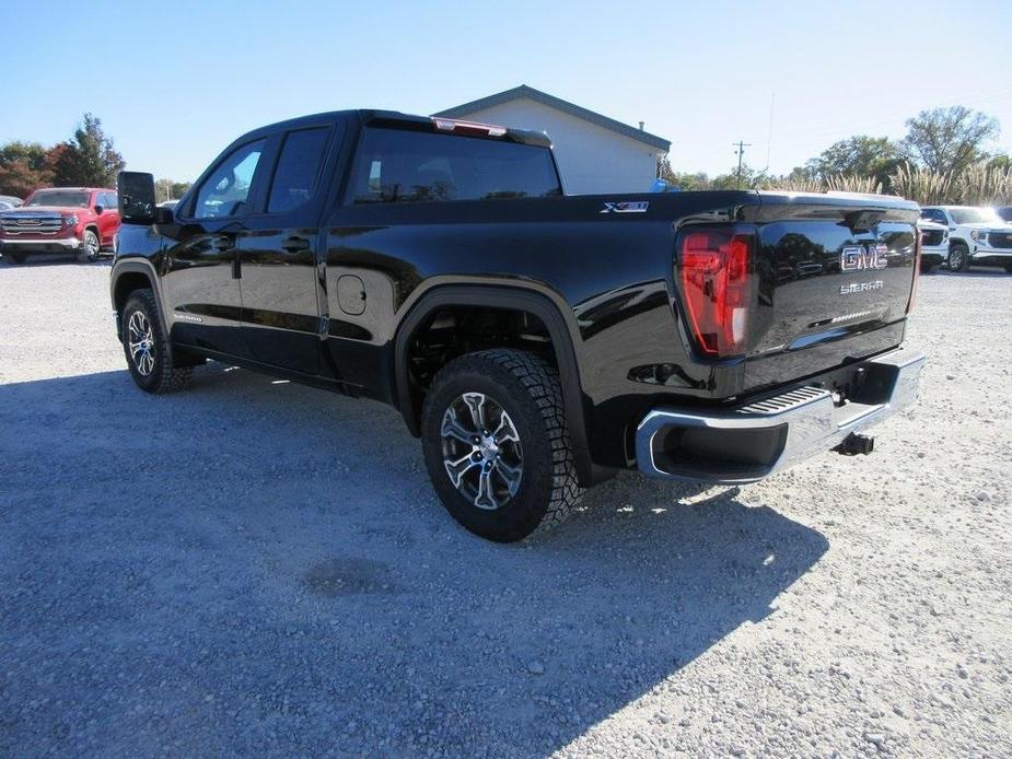 new 2025 GMC Sierra 1500 car, priced at $47,574