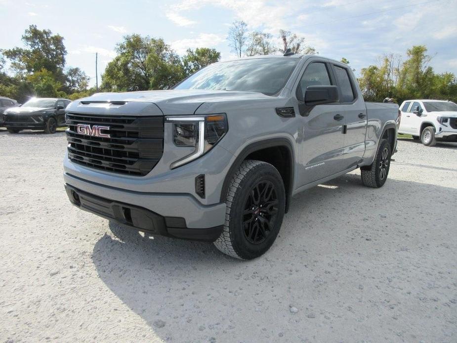 new 2025 GMC Sierra 1500 car, priced at $48,596