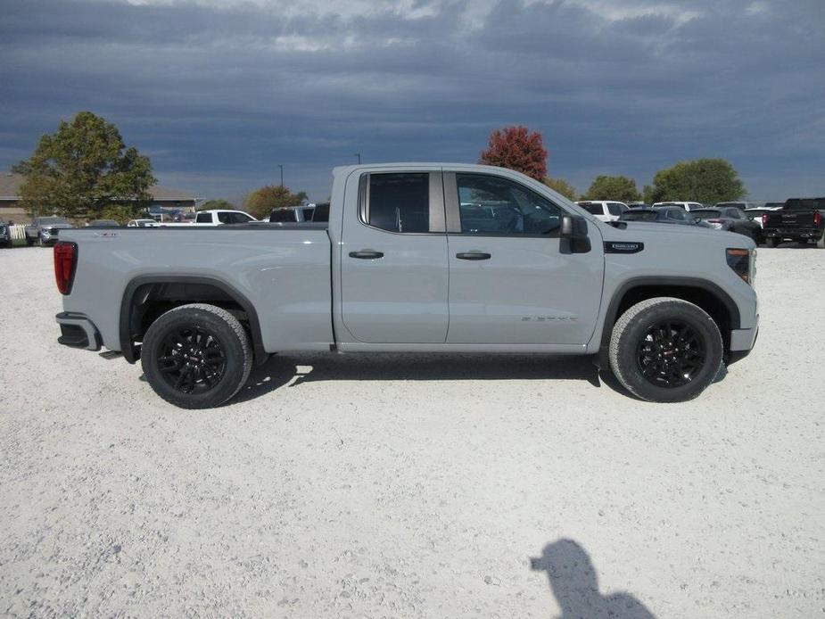 new 2025 GMC Sierra 1500 car, priced at $48,596