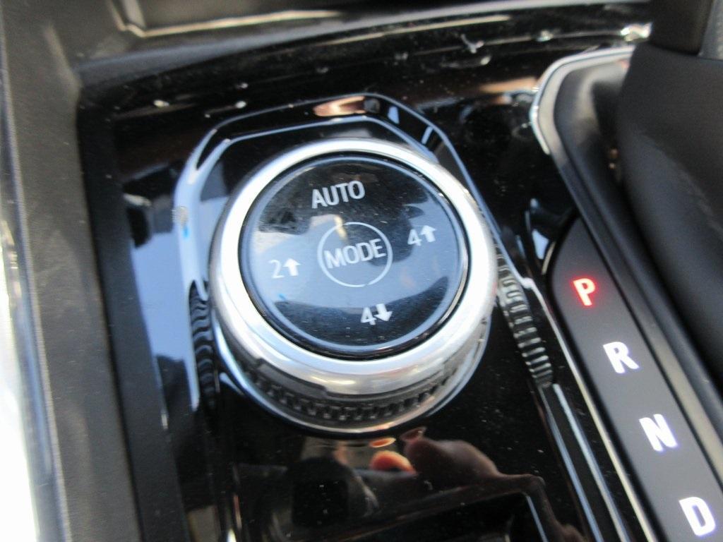 new 2025 GMC Canyon car, priced at $45,828