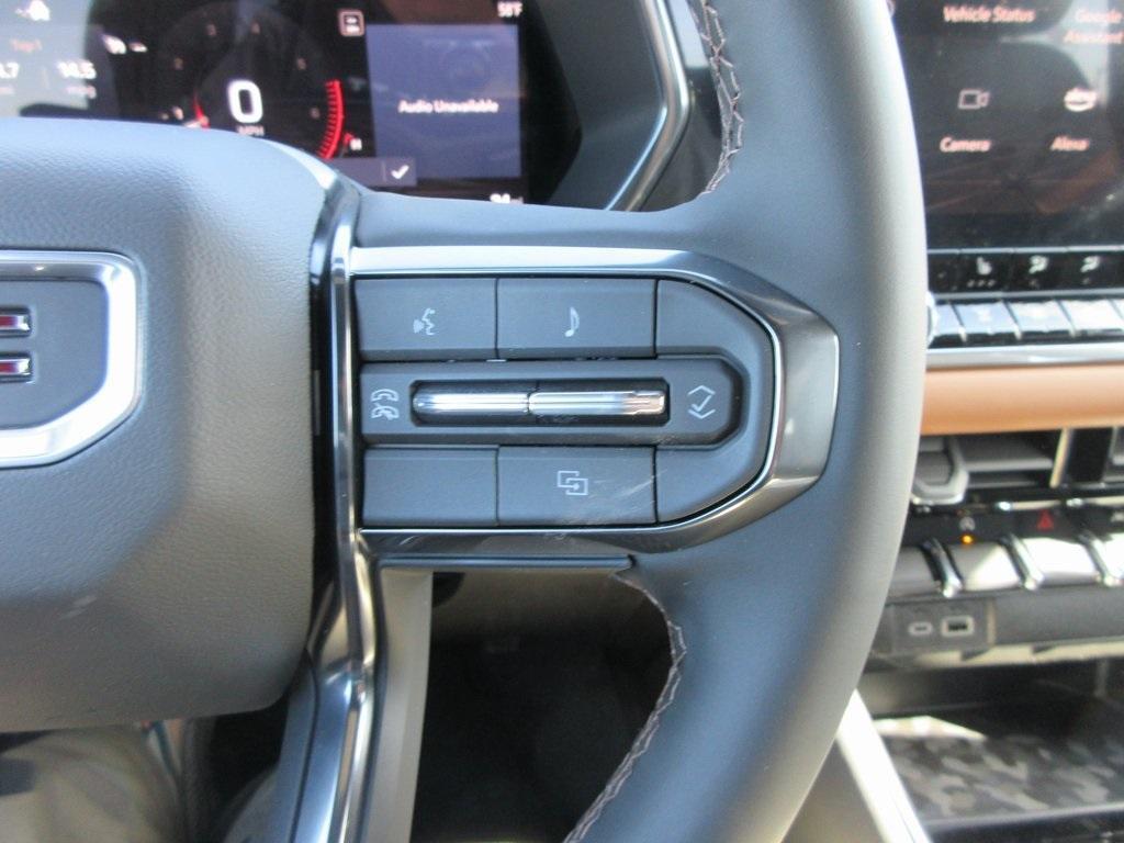 new 2025 GMC Canyon car, priced at $45,828