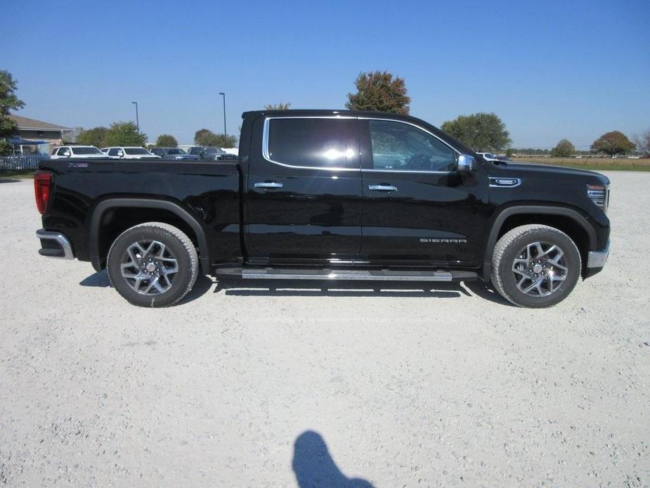 new 2025 GMC Sierra 1500 car, priced at $62,339