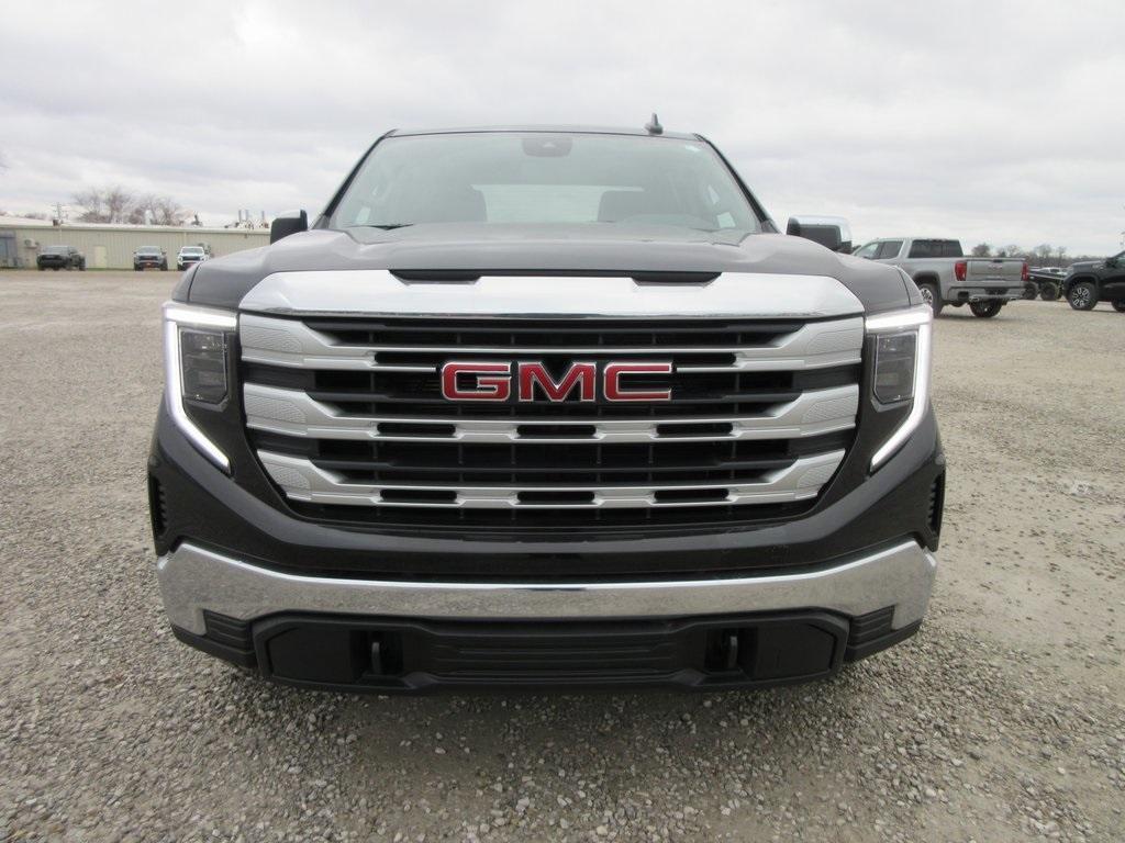 new 2025 GMC Sierra 1500 car, priced at $53,524