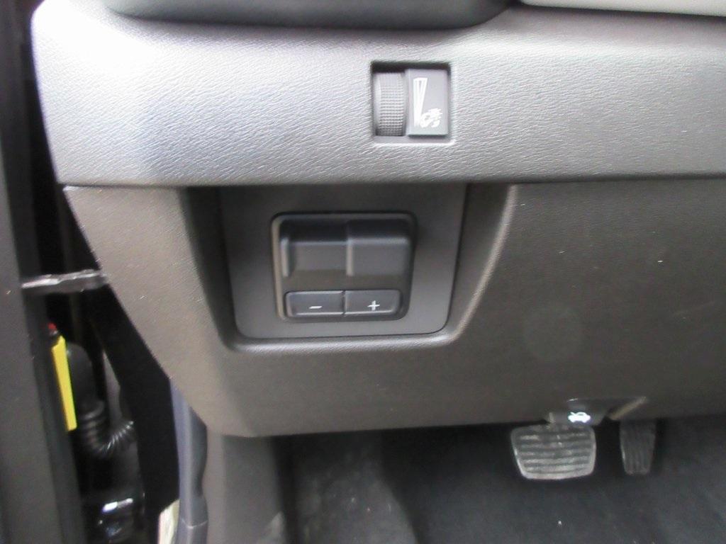 new 2025 GMC Canyon car, priced at $54,395
