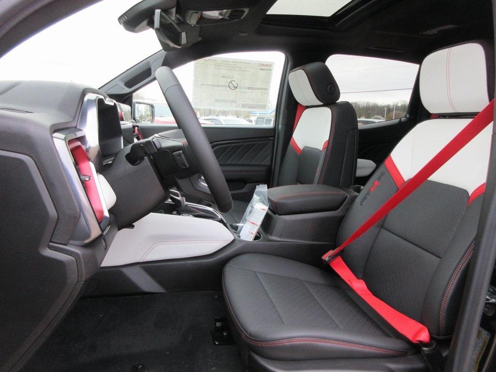 new 2025 GMC Canyon car, priced at $54,395