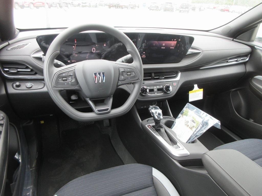 new 2025 Buick Envista car, priced at $24,296