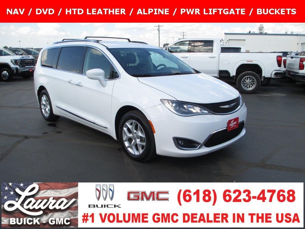 used 2017 Chrysler Pacifica car, priced at $9,995
