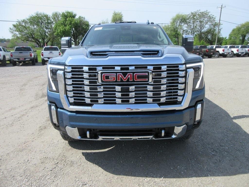 new 2025 GMC Sierra 3500 car, priced at $85,052