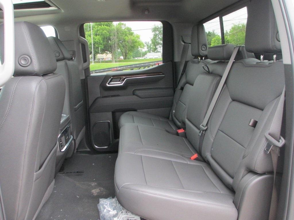 new 2025 GMC Sierra 1500 car, priced at $58,939