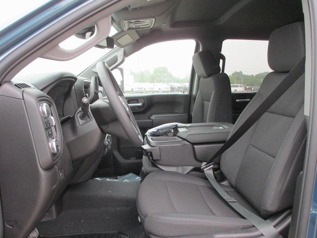 new 2025 GMC Sierra 2500 car, priced at $54,859
