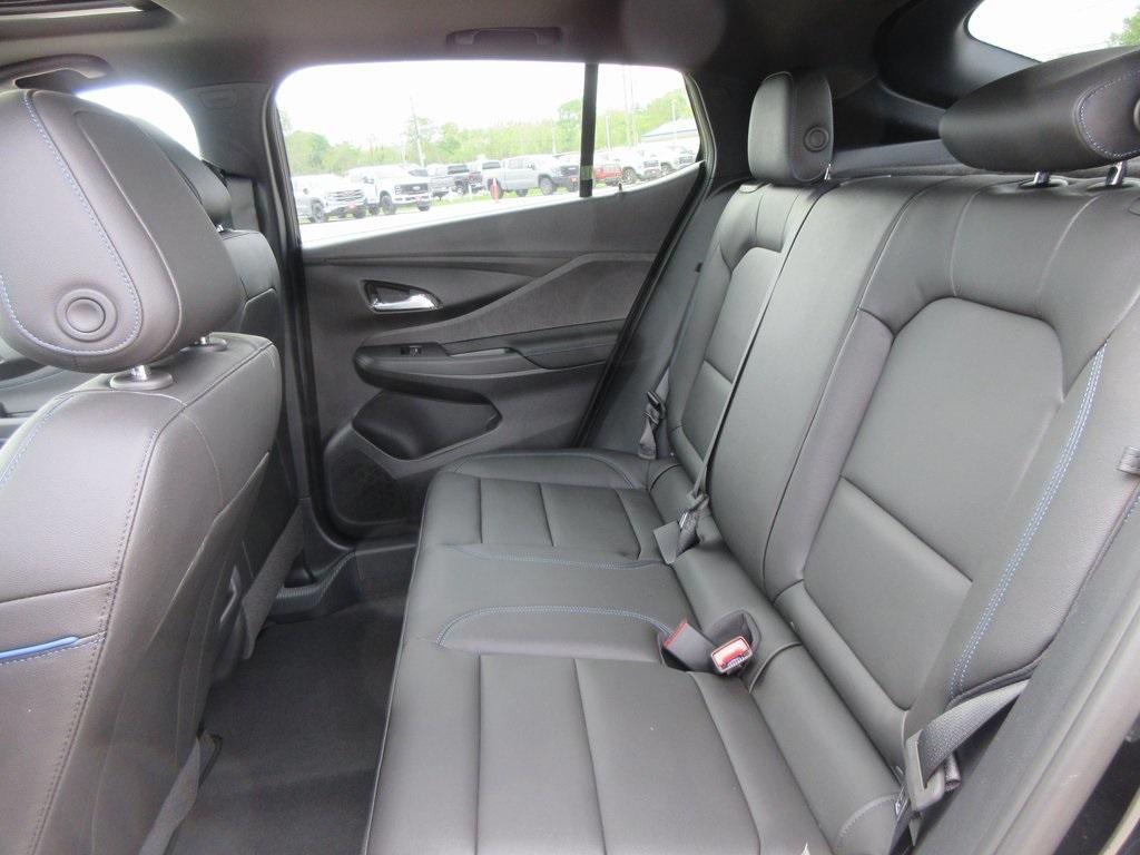 new 2025 Buick Envista car, priced at $29,267
