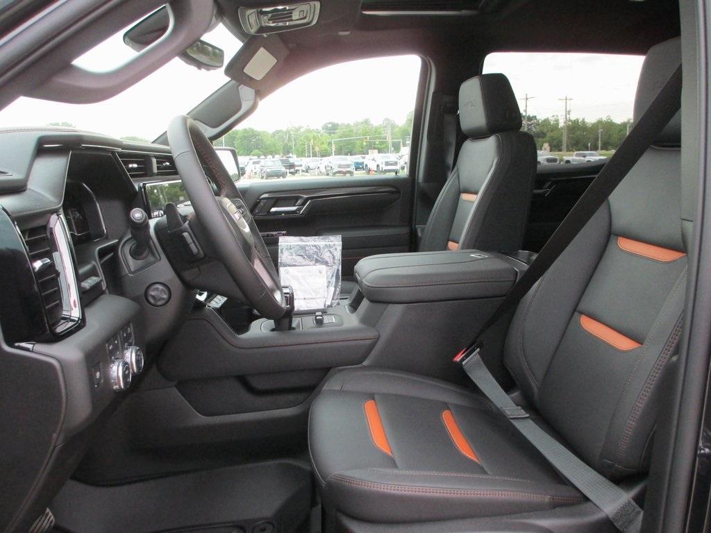 new 2025 GMC Sierra 1500 car, priced at $65,487