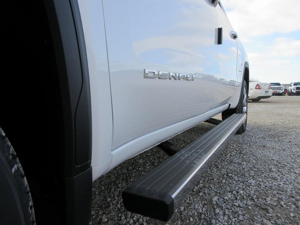 new 2025 GMC Sierra 1500 car, priced at $68,802