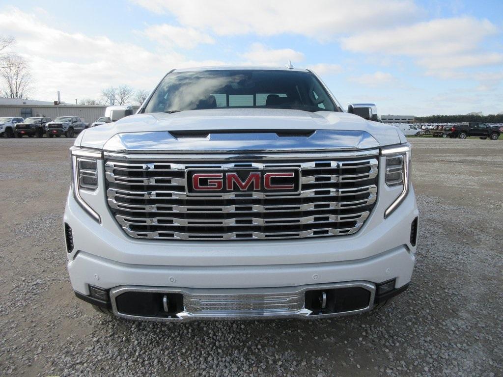 new 2025 GMC Sierra 1500 car, priced at $68,802