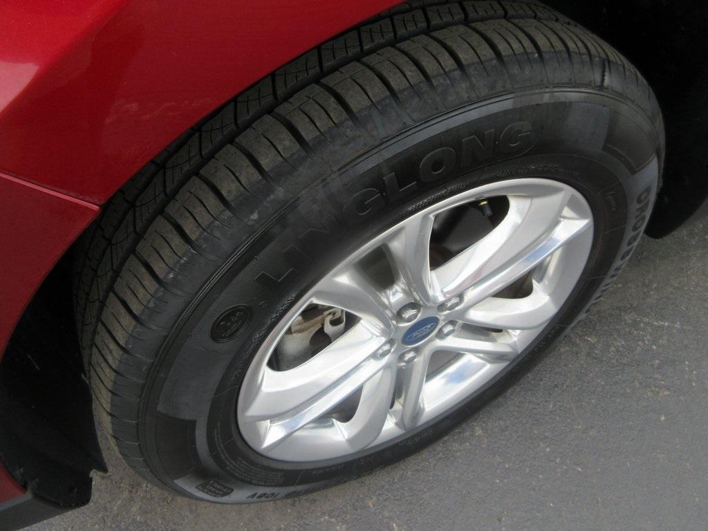 used 2015 Ford Edge car, priced at $12,995