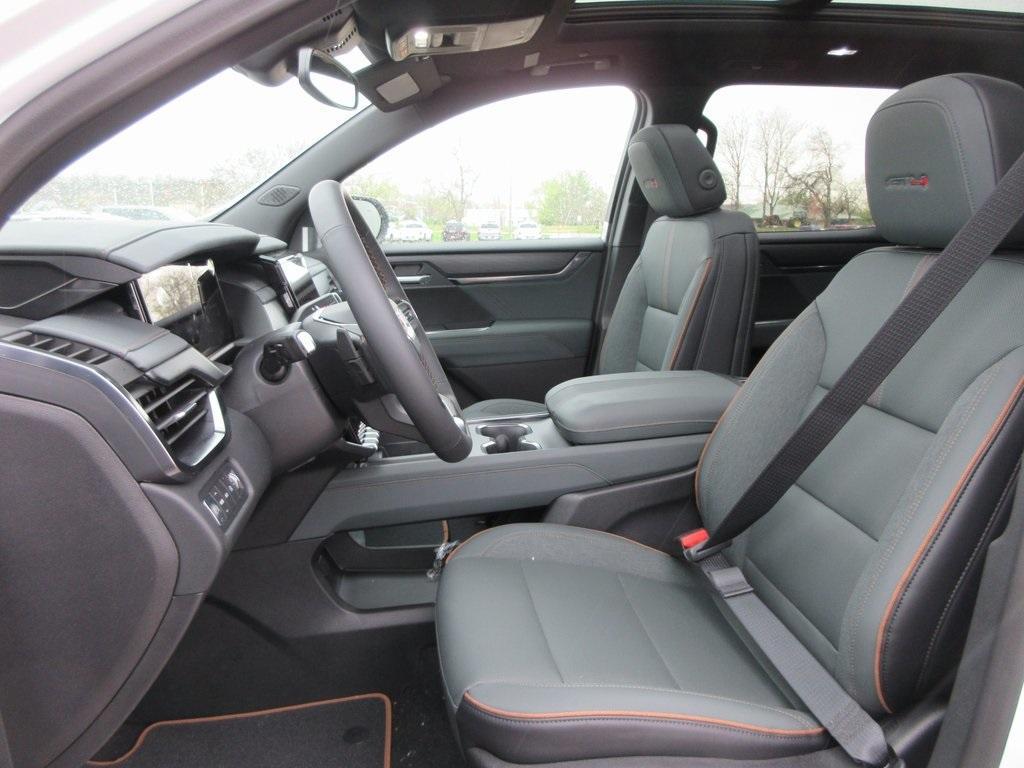 new 2025 GMC Acadia car, priced at $51,877