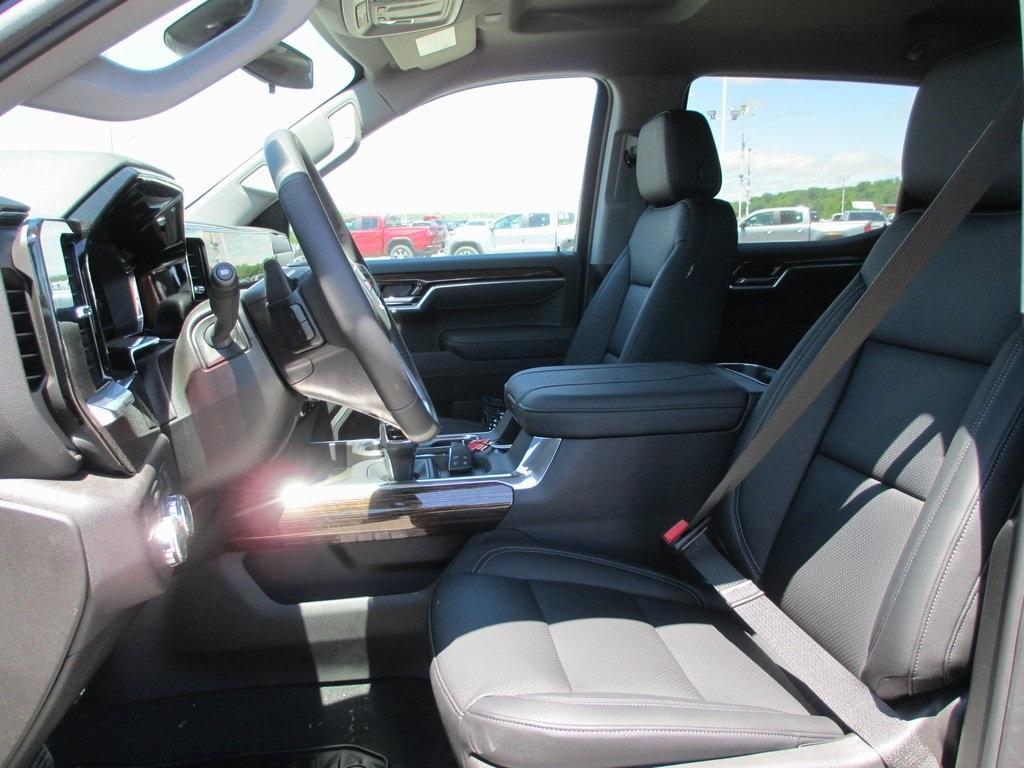 new 2025 GMC Sierra 1500 car, priced at $59,362