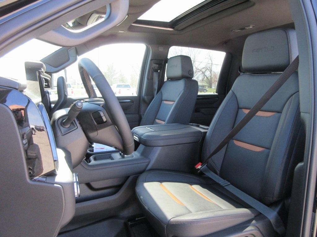 new 2025 GMC Sierra 2500 car, priced at $80,140