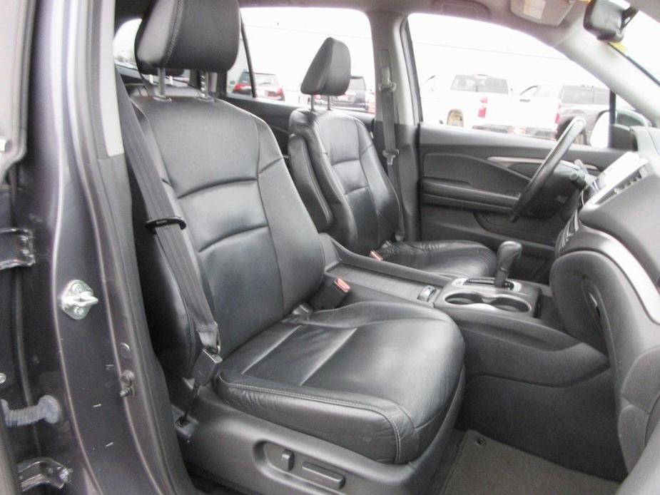 used 2017 Honda Pilot car, priced at $18,995