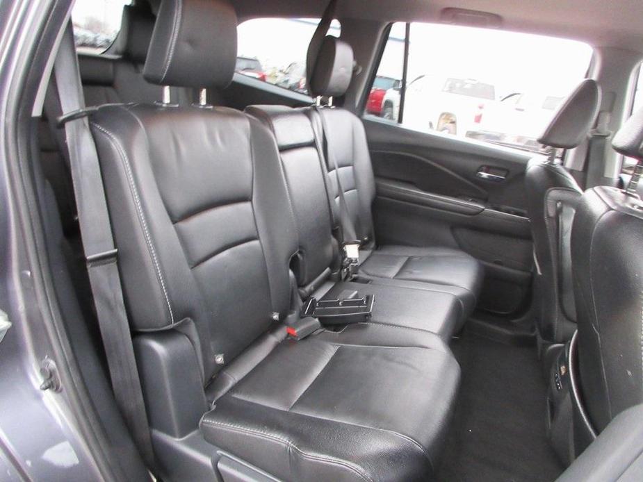 used 2017 Honda Pilot car, priced at $18,995