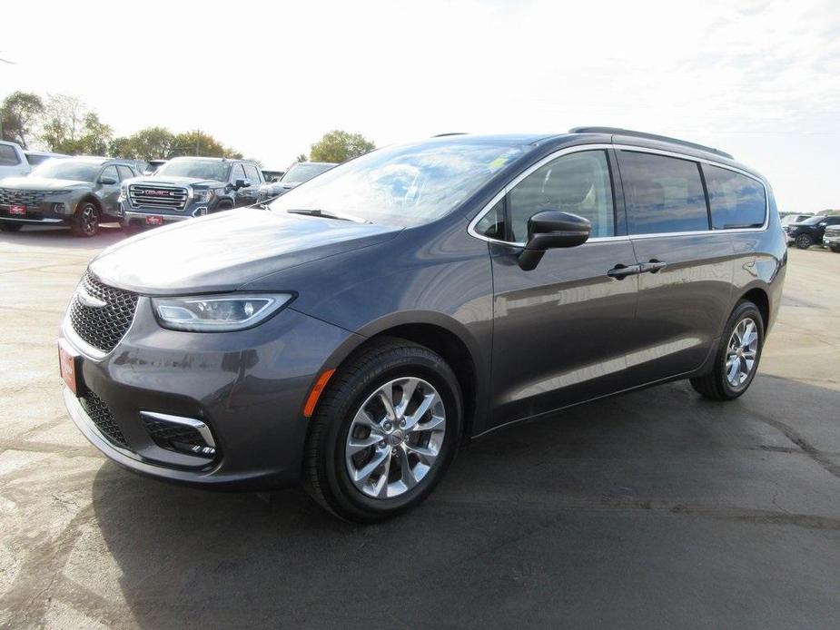 used 2022 Chrysler Pacifica car, priced at $27,995