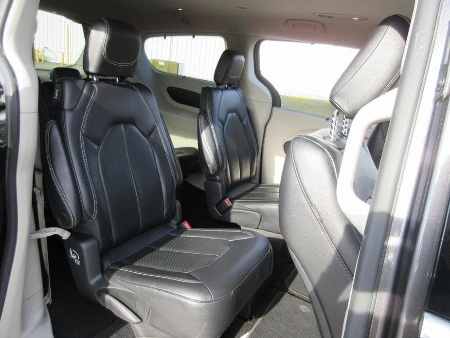 used 2022 Chrysler Pacifica car, priced at $27,995