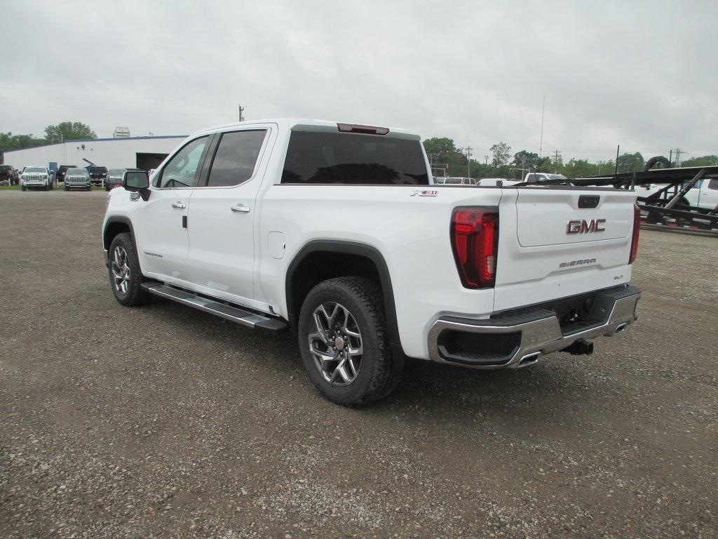 new 2025 GMC Sierra 1500 car, priced at $56,528