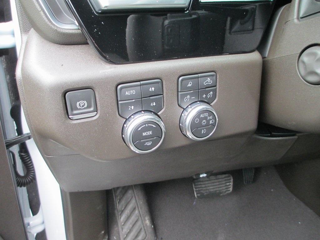 new 2025 GMC Sierra 1500 car, priced at $56,528