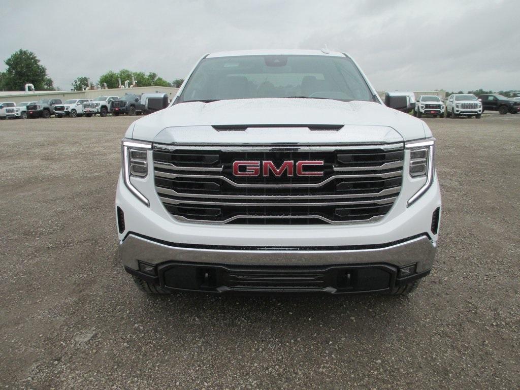 new 2025 GMC Sierra 1500 car, priced at $56,528