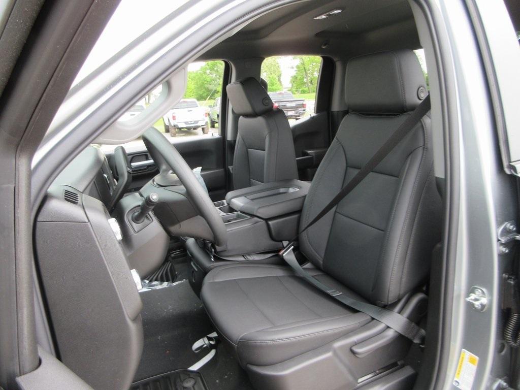 new 2025 GMC Sierra 1500 car, priced at $46,192
