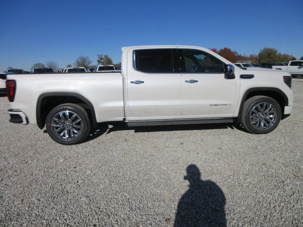 new 2025 GMC Sierra 1500 car, priced at $72,640