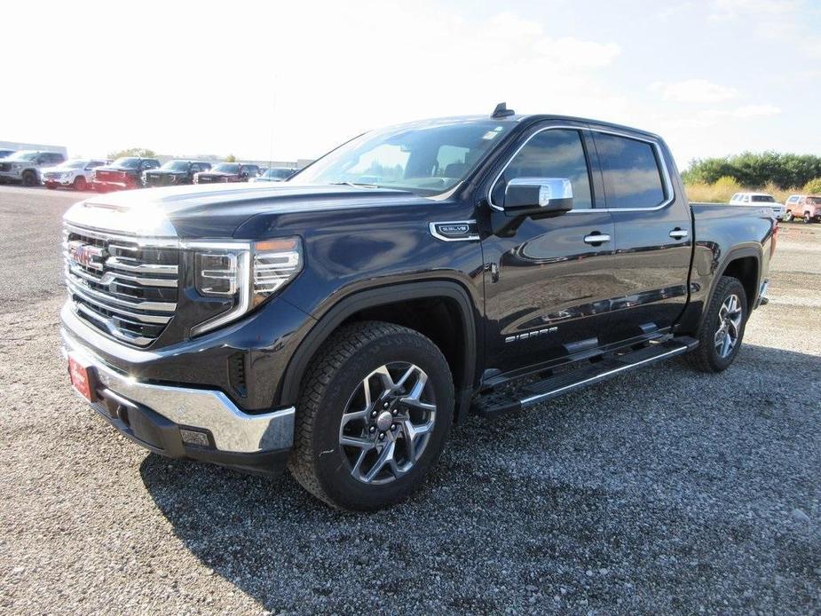 new 2024 GMC Sierra 1500 car, priced at $58,902