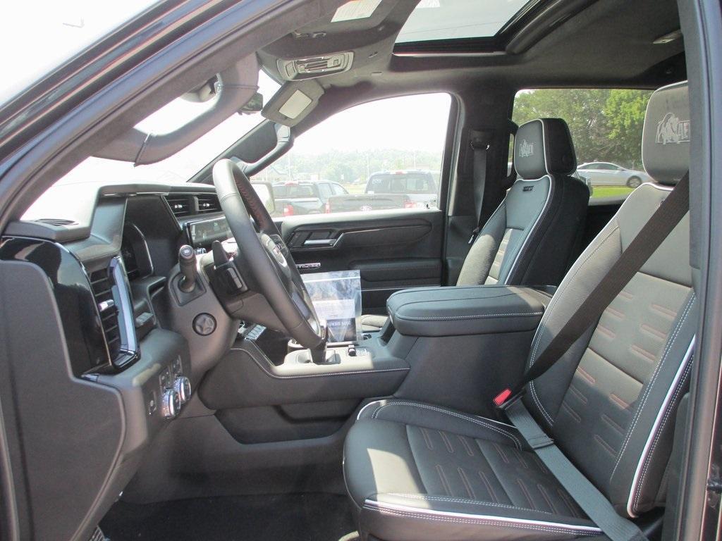 new 2025 GMC Sierra 1500 car, priced at $78,520