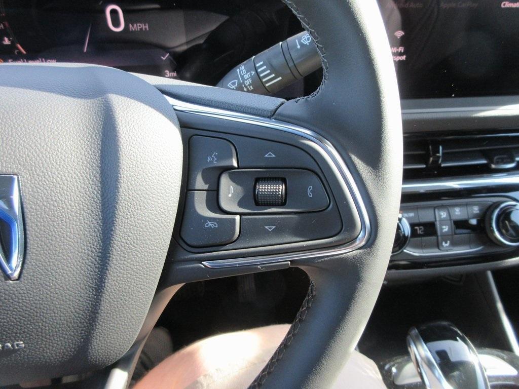 new 2025 Buick Envista car, priced at $26,163