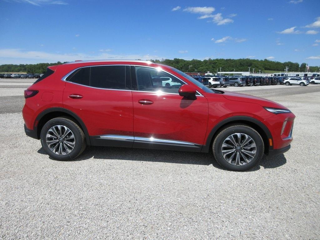 new 2025 Buick Envision car, priced at $37,998