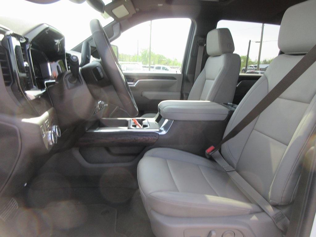 new 2025 GMC Sierra 3500 car, priced at $81,450